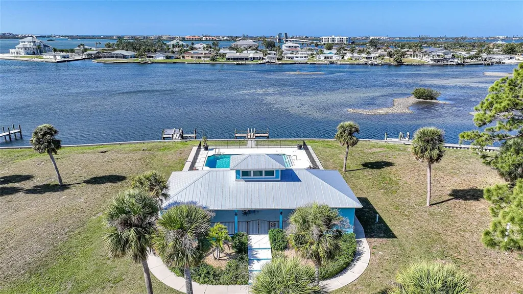 6751 Portside Lane Englewood FL 34223