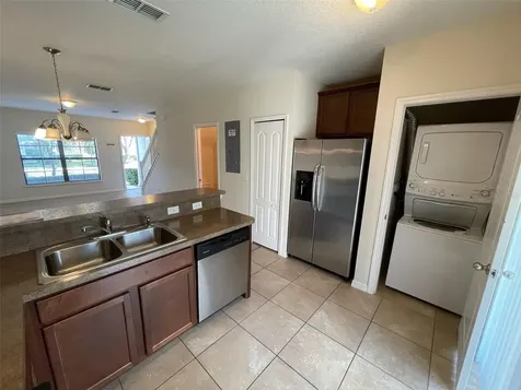 5221 Windsor Lake Circle Sanford FL 32773