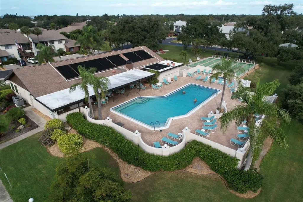 7201 29th Ave Drive Bradenton FL 34209