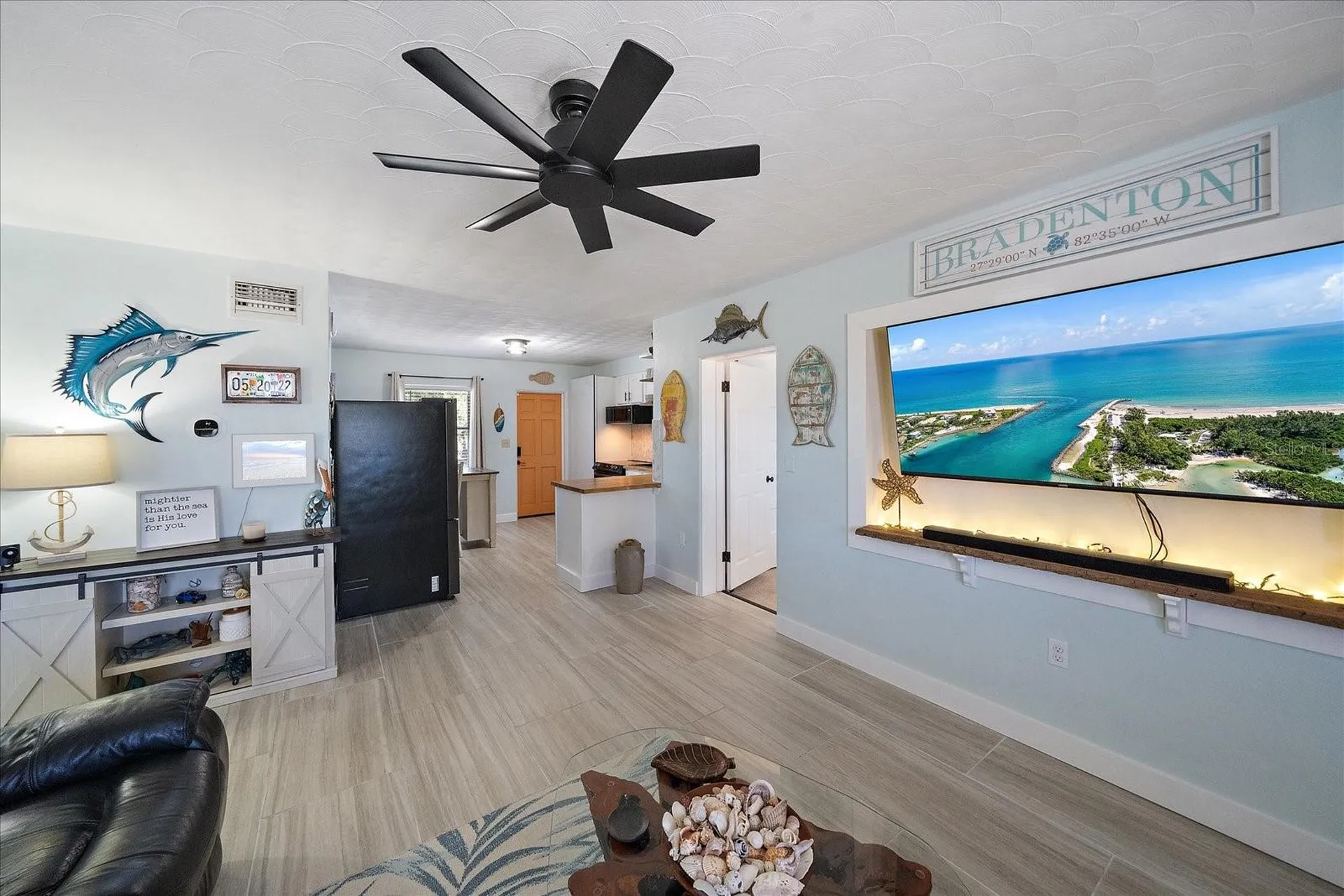 1909 27th Street W Bradenton FL 34205