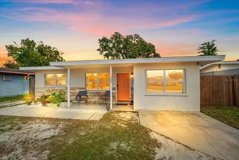 1909 27th Street W Bradenton FL 34205
