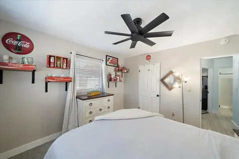 1909 27th Street W Bradenton FL 34205
