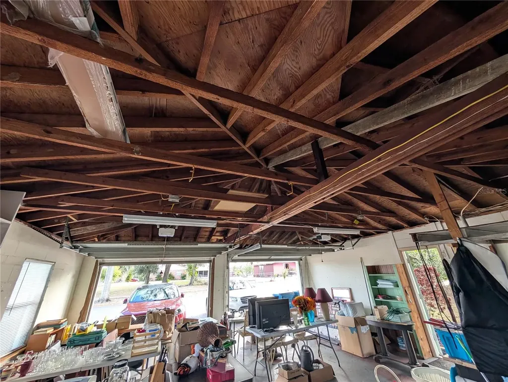 17 E Bay Street Davenport FL 33837