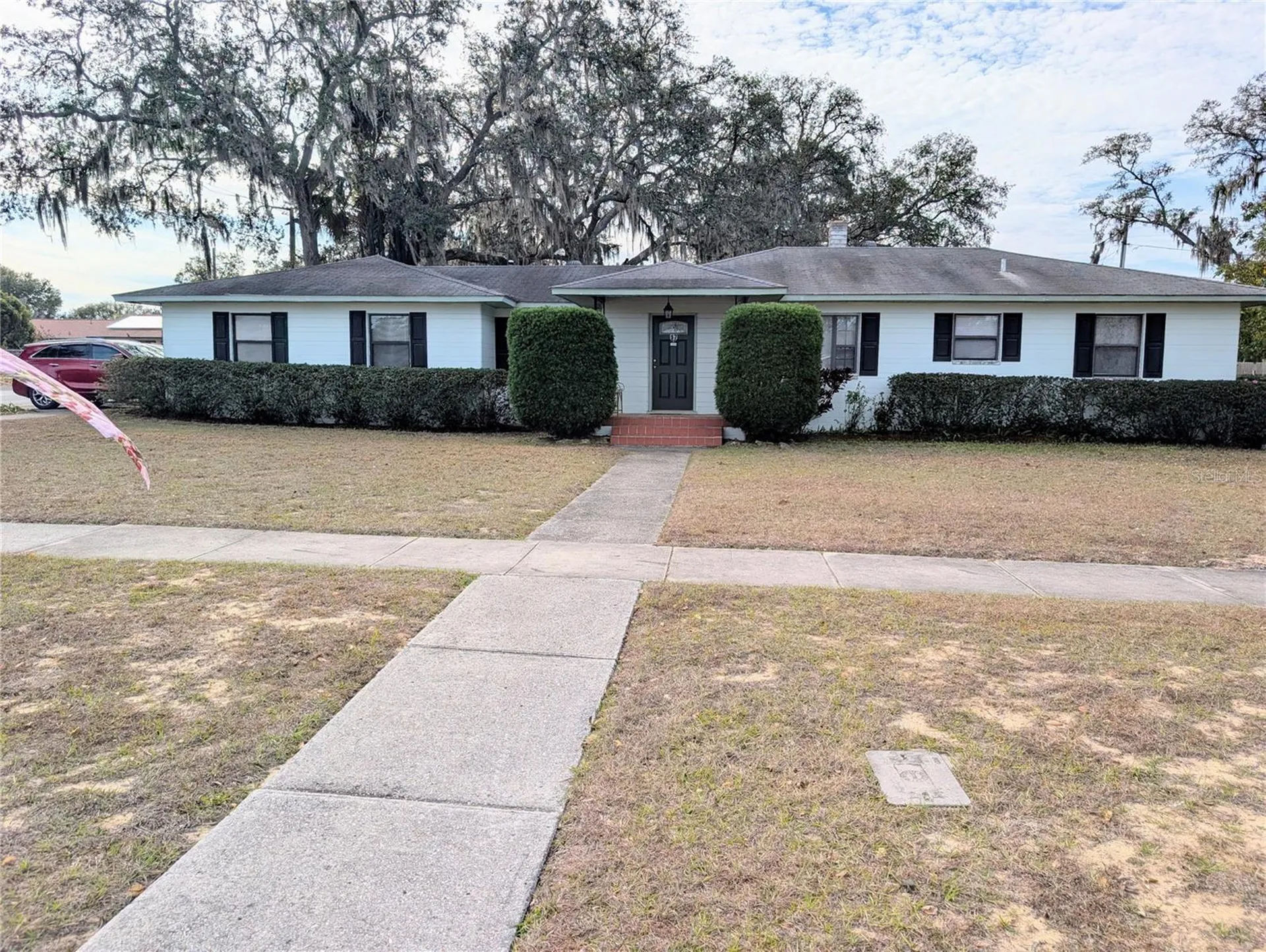 17 E Bay Street Davenport FL 33837