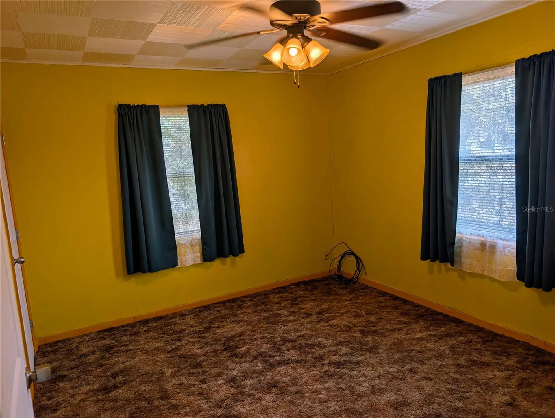 17 E Bay Street Davenport FL 33837