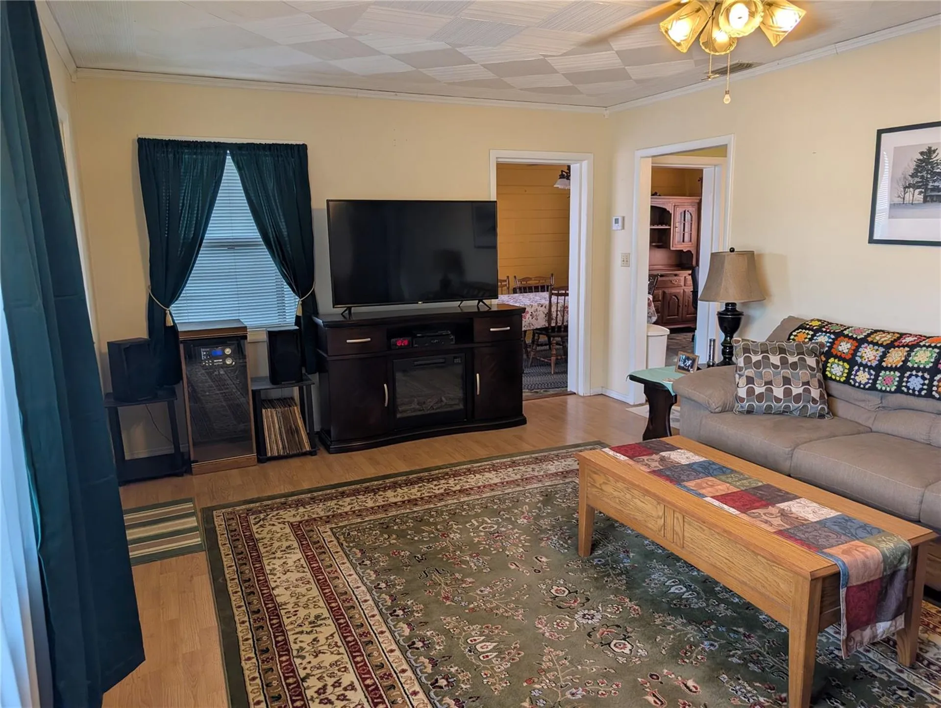 17 E Bay Street Davenport FL 33837