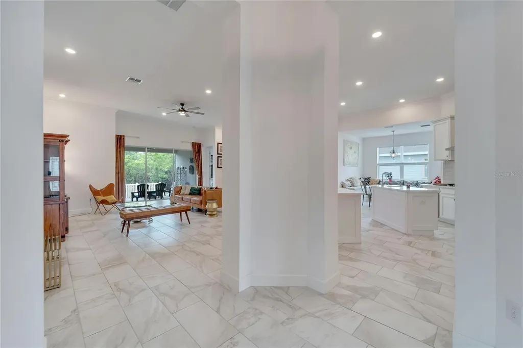 618 Manns Harbor Drive Apollo Beach FL 33572