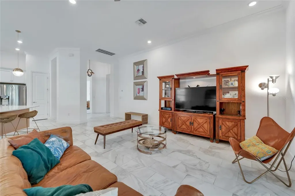618 Manns Harbor Drive Apollo Beach FL 33572