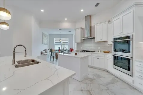 618 Manns Harbor Drive Apollo Beach FL 33572