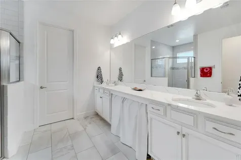 618 Manns Harbor Drive Apollo Beach FL 33572
