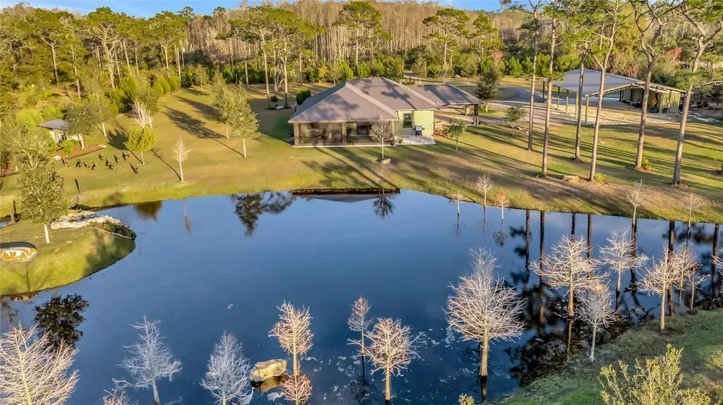 7330 Crabgrass Road St Cloud FL 34773