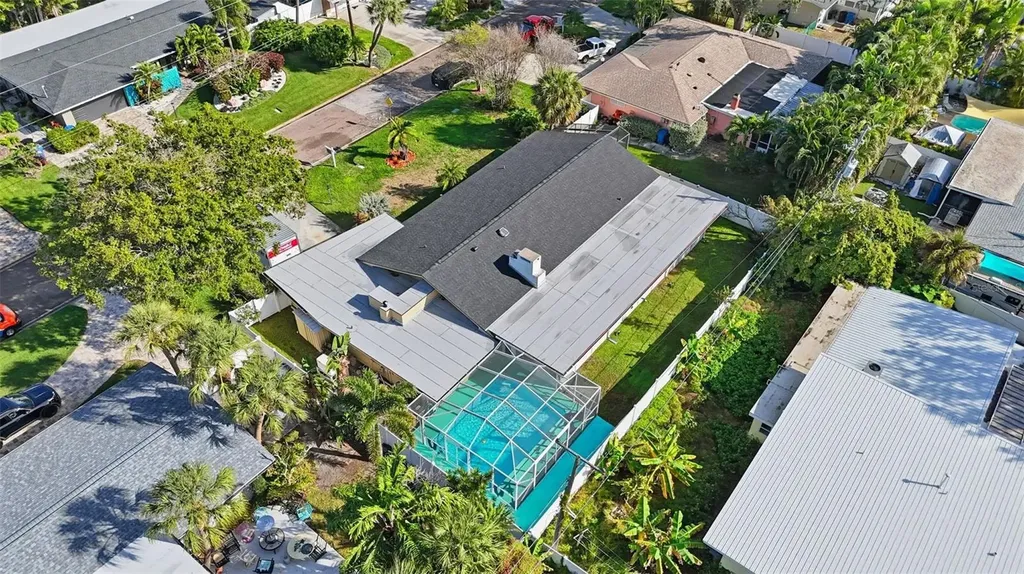 3944 49th Avenue S St Petersburg FL 33711