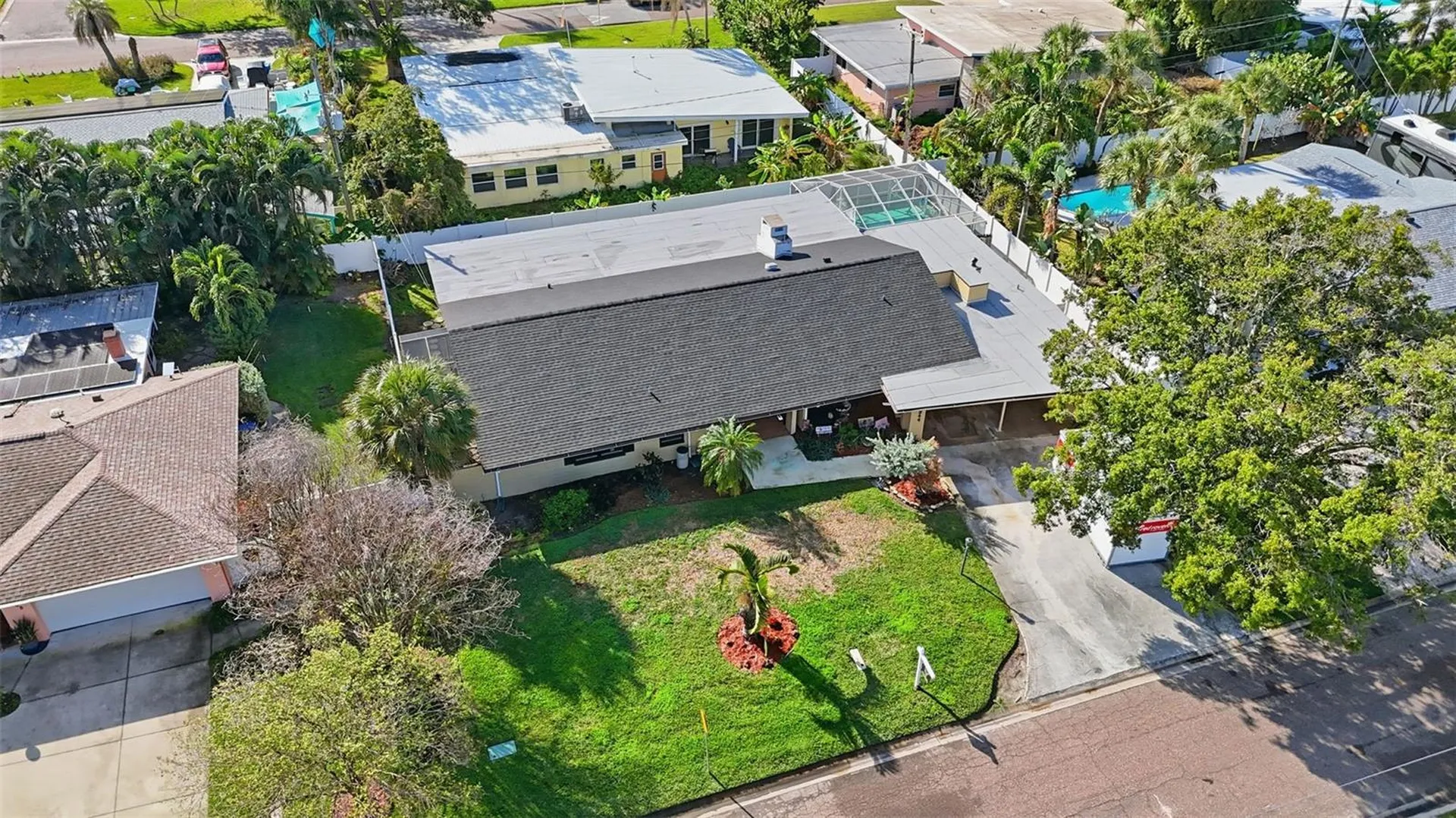 3944 49th Avenue S St Petersburg FL 33711