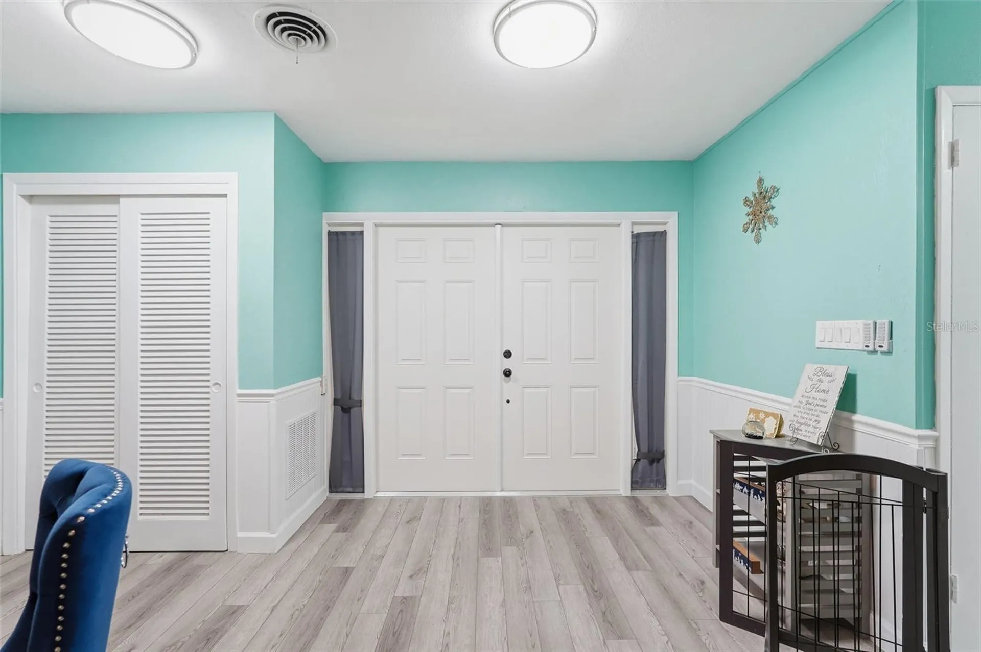 3944 49th Avenue S St Petersburg FL 33711