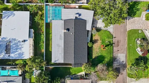3944 49th Avenue S St Petersburg FL 33711