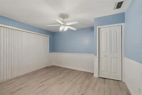 3944 49th Avenue S St Petersburg FL 33711