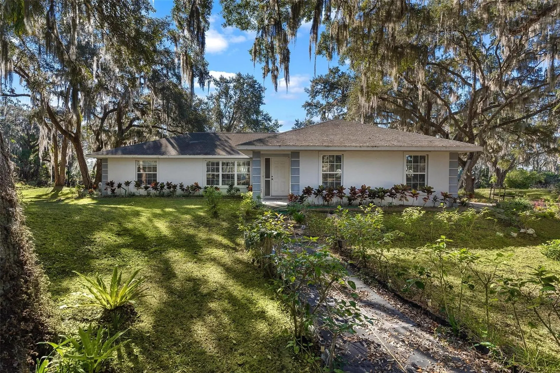 7938 Jacksons River Road Leesburg FL 34788