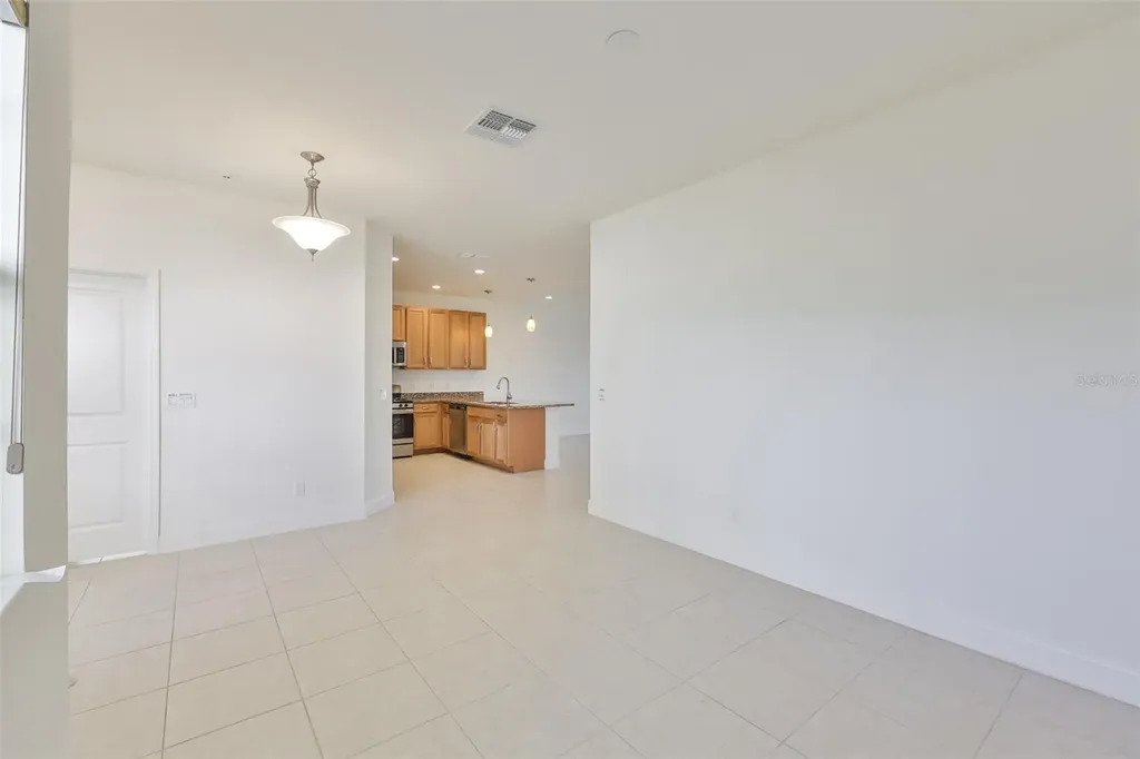 4906 Avila Lakes Drive Wimauma FL 33598