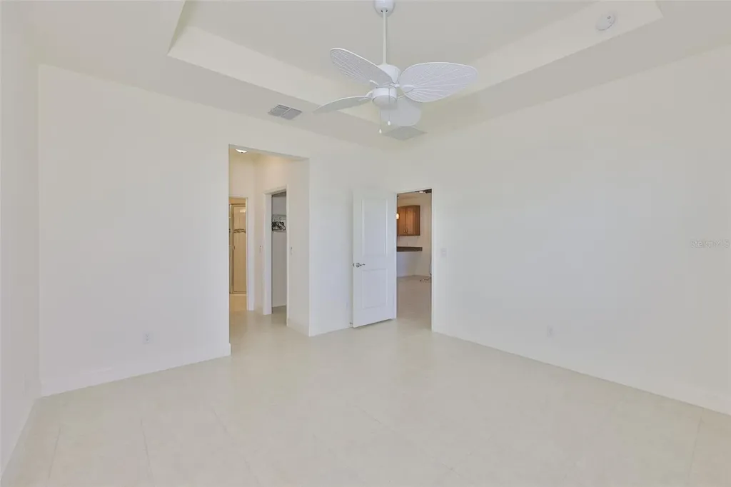 4906 Avila Lakes Drive Wimauma FL 33598