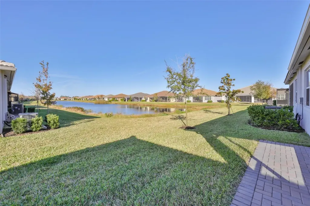 4906 Avila Lakes Drive Wimauma FL 33598
