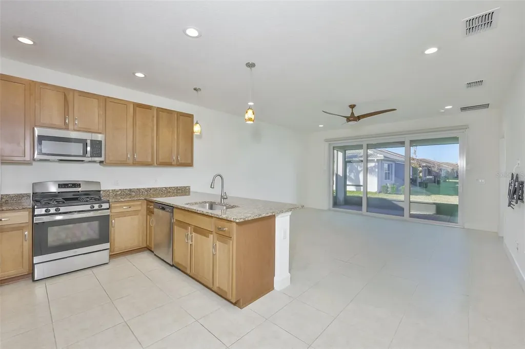 4906 Avila Lakes Drive Wimauma FL 33598