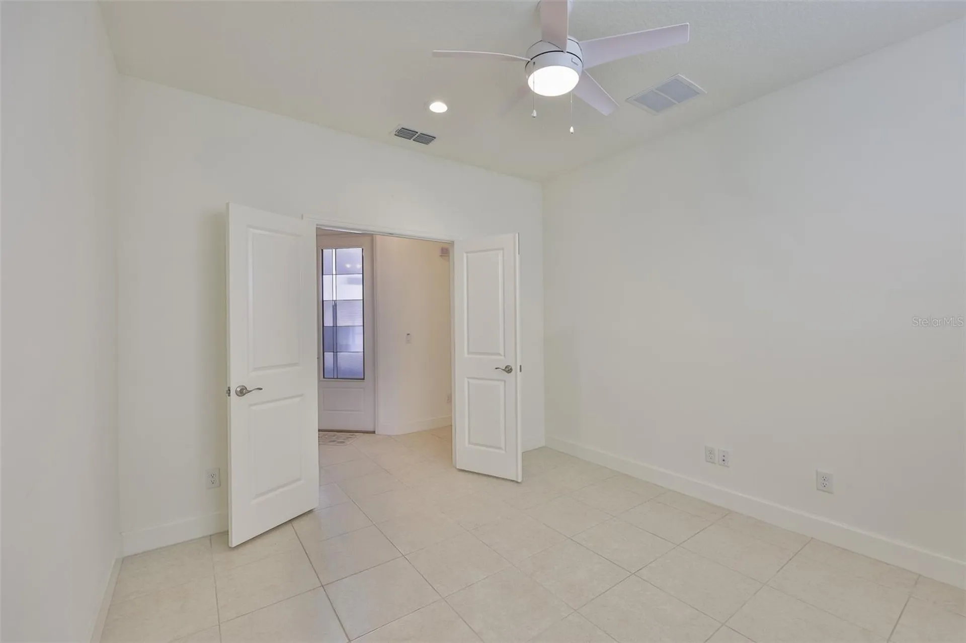 4906 Avila Lakes Drive Wimauma FL 33598