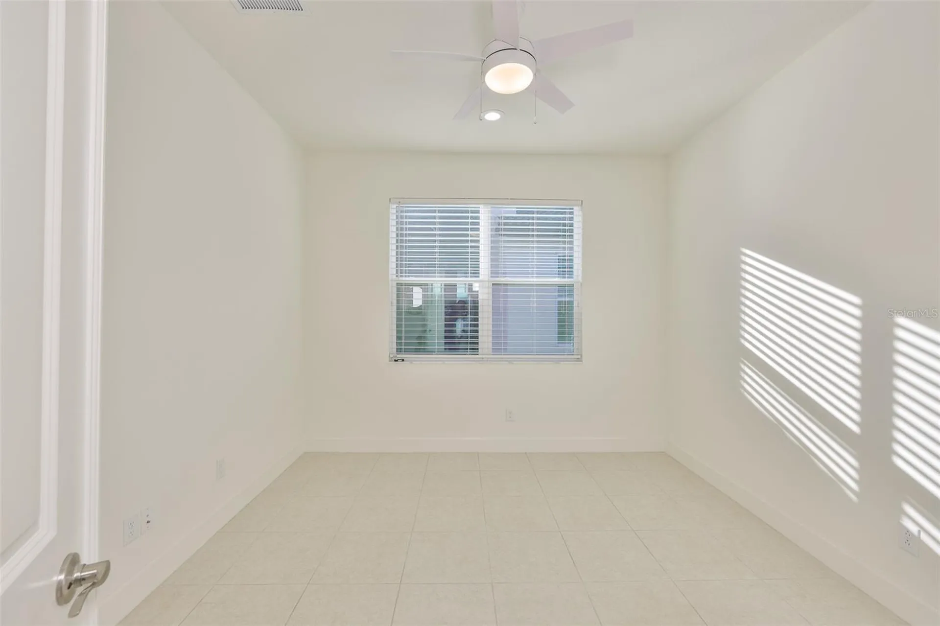 4906 Avila Lakes Drive Wimauma FL 33598