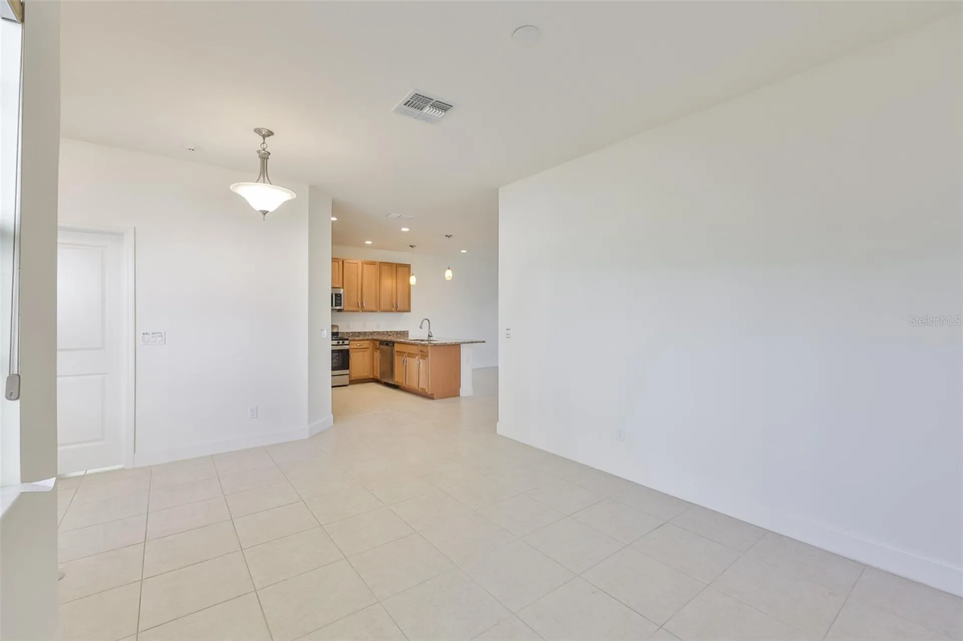 4906 Avila Lakes Drive Wimauma FL 33598