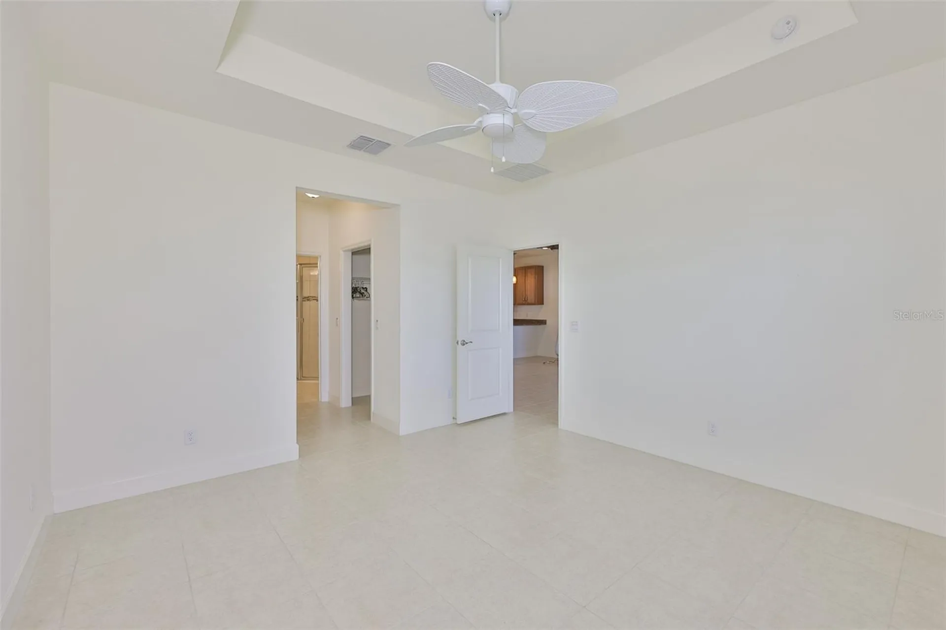 4906 Avila Lakes Drive Wimauma FL 33598