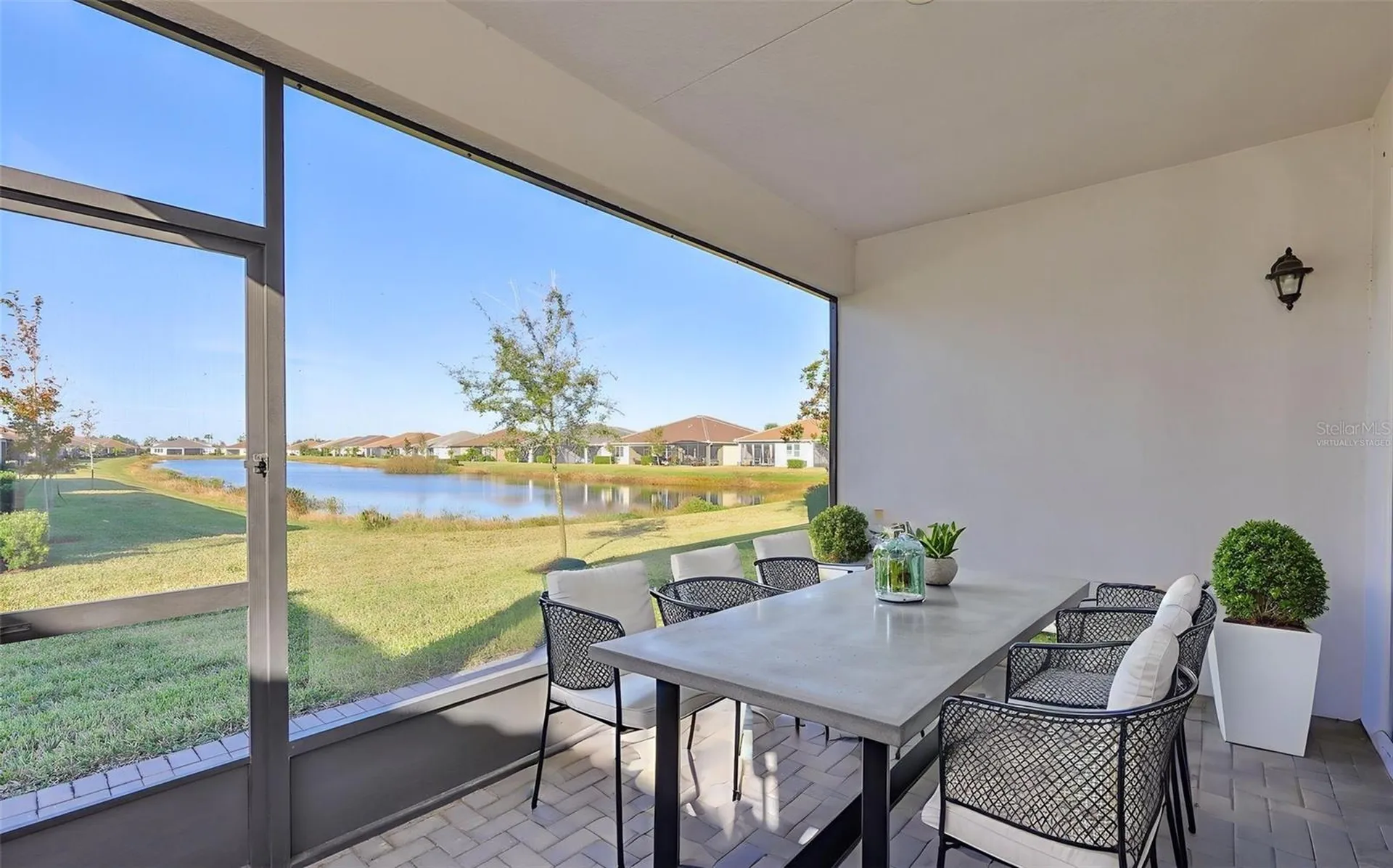 4906 Avila Lakes Drive Wimauma FL 33598