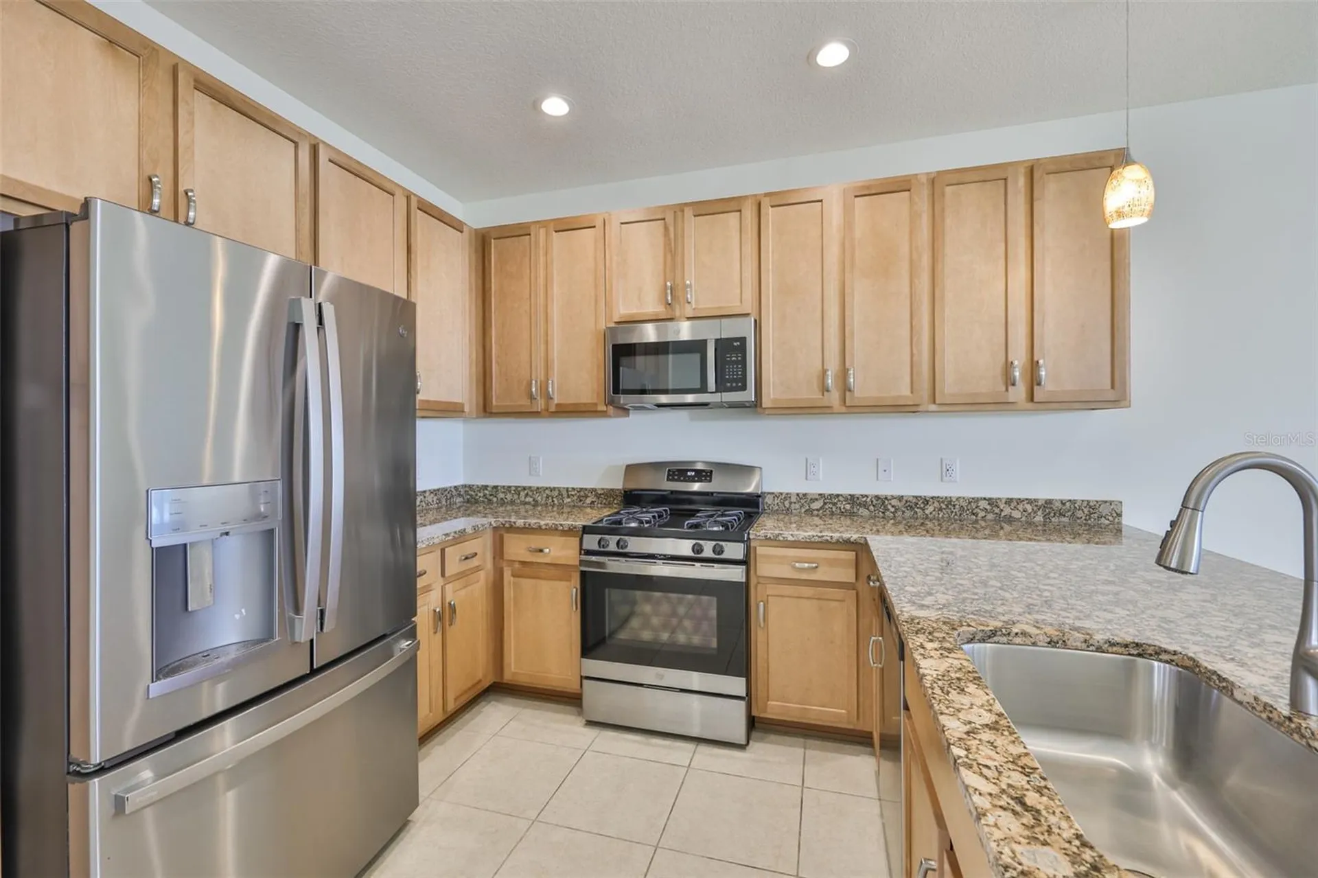 4906 Avila Lakes Drive Wimauma FL 33598