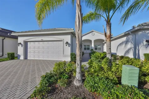 4906 Avila Lakes Drive Wimauma FL 33598