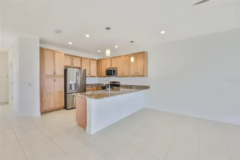 4906 Avila Lakes Drive Wimauma FL 33598