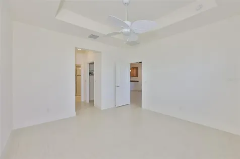 4906 Avila Lakes Drive Wimauma FL 33598