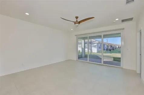 4906 Avila Lakes Drive Wimauma FL 33598