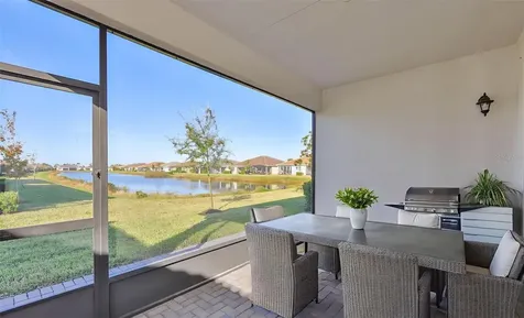 4906 Avila Lakes Drive Wimauma FL 33598