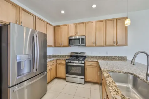 4906 Avila Lakes Drive Wimauma FL 33598