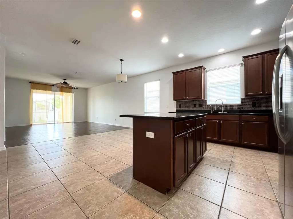 724 Parker Den Drive Ruskin FL 33570