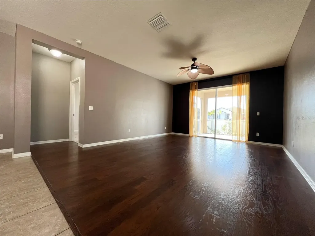 724 Parker Den Drive Ruskin FL 33570