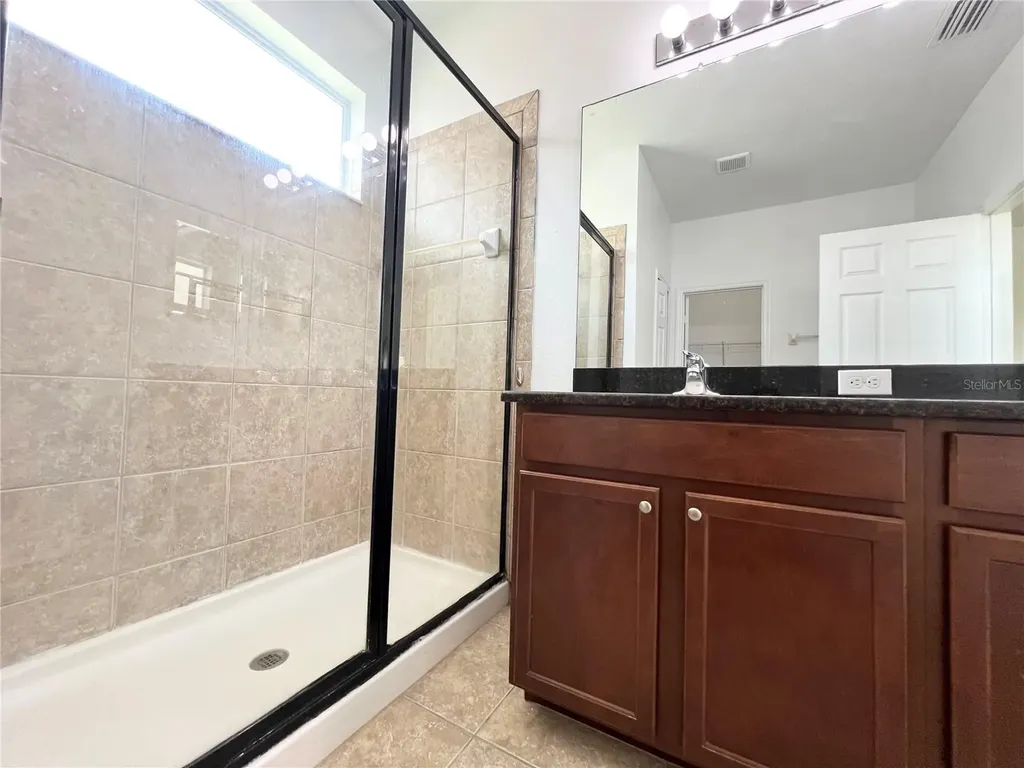 724 Parker Den Drive Ruskin FL 33570