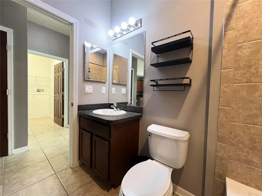 724 Parker Den Drive Ruskin FL 33570