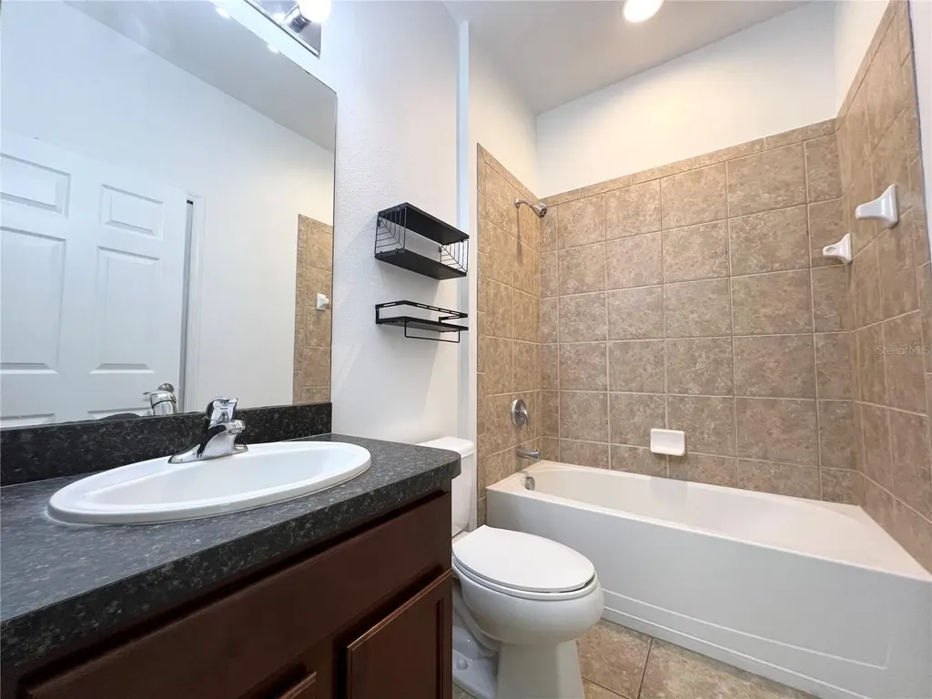 724 Parker Den Drive Ruskin FL 33570