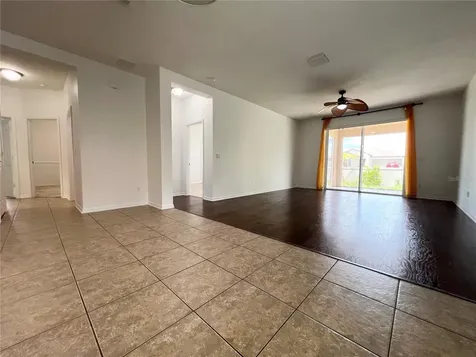 724 Parker Den Drive Ruskin FL 33570