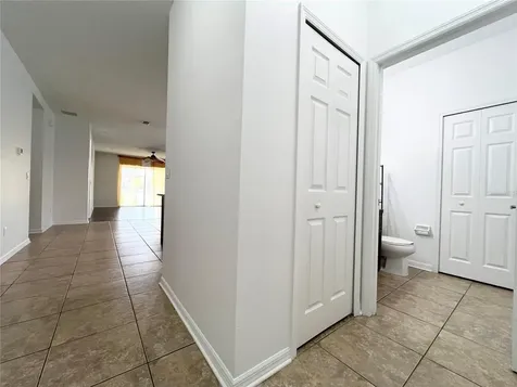 724 Parker Den Drive Ruskin FL 33570
