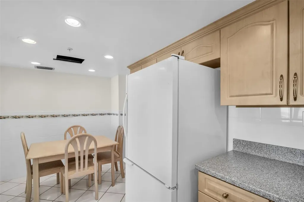 400 Island Way Clearwater Beach FL 33767