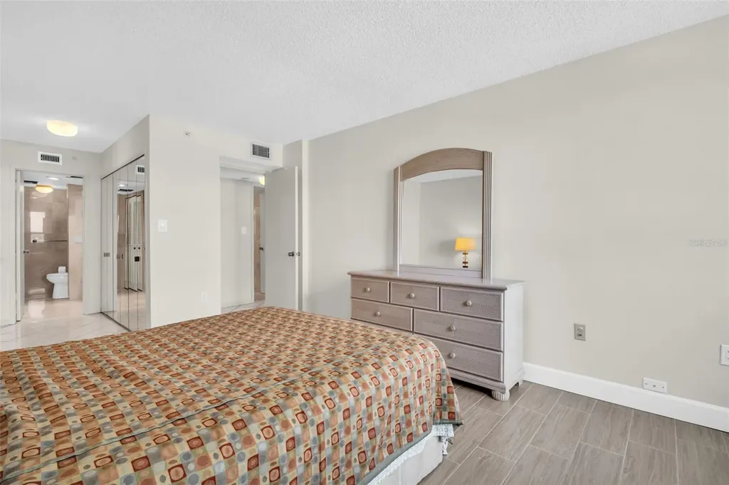 400 Island Way Clearwater Beach FL 33767