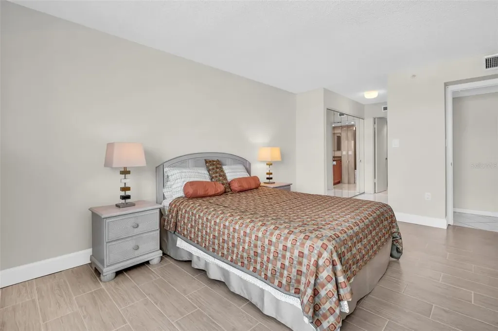 400 Island Way Clearwater Beach FL 33767