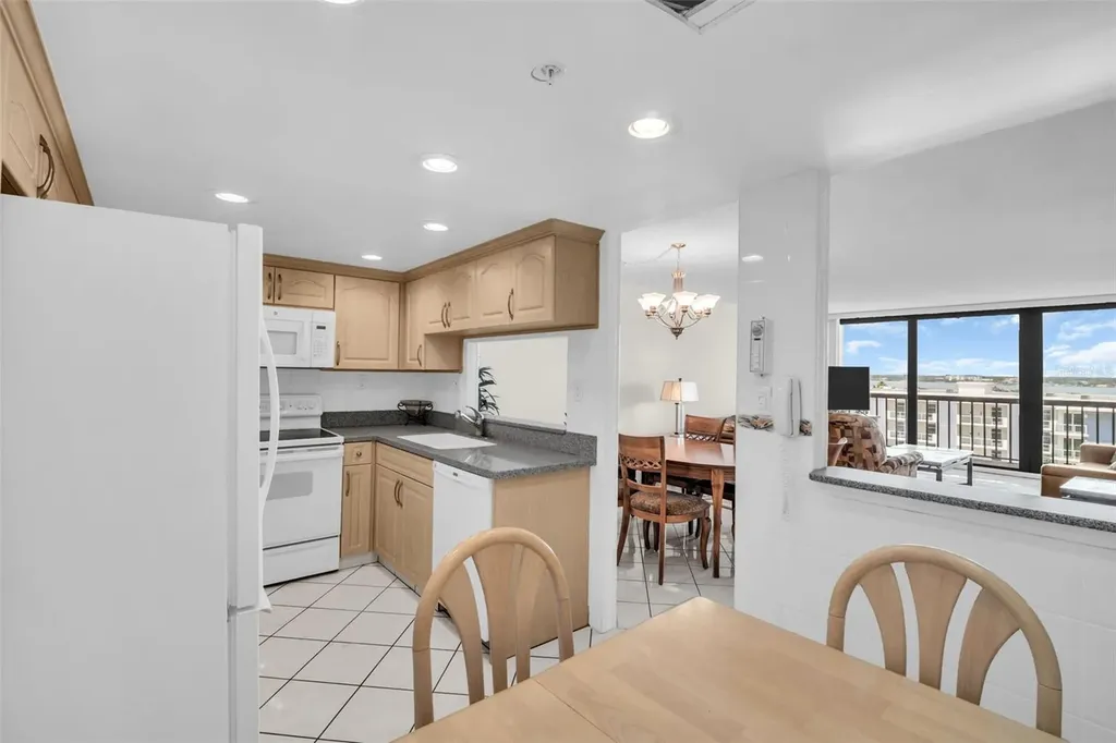400 Island Way Clearwater Beach FL 33767