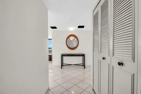 400 Island Way Clearwater Beach FL 33767