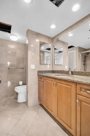400 Island Way Clearwater Beach FL 33767